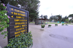 Debiti da 360mila euro per il Circolo tennis di Brindisi: polemica sul piano di risanamento Debiti da 360mila euro per il Circolo tennis di Brindisi: polemica sul piano di risanamento