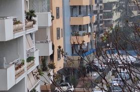 Ancora una tragedia a Bisceglie: marito e moglie muoiono precipitando dal balcone, è giallo Ancora una tragedia a Bisceglie: marito e moglie muoiono precipitando dal balcone, è giallo