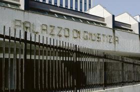 Contrabbando durante la missione della Marina, tutto da rifare: il processo si sposta da Brindisi a La Spezia