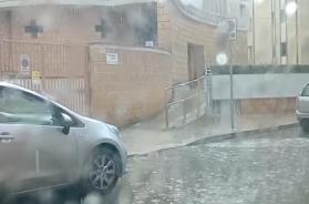 Ritorna la pioggia in Puglia: ad Altamura arriva la grandine VIDEO