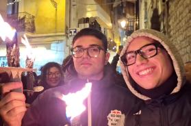 Bari celebra il suo San Nicola: fede, folklore e un pizzico di nostalgia nella Città Vecchia Bari celebra il suo San Nicola: fede, folklore e un pizzico di nostalgia nella Città Vecchia