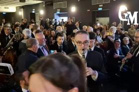 Il tour di Conte a Bari: accolto dalla banda nel comizio per l'ex dirigente Patruno VIDEO Il tour di Conte a Bari: accolto dalla banda nel comizio per l'ex dirigente Patruno VIDEO