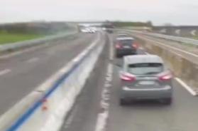 Assalto a un portavalori da parte di finti poliziotti sulla Brindisi-Lecce. Conflitto a fuoco con i carabinieri. Strada bloccata