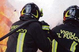 Adelfia, esplode una bombola del gas: evacuati tre anziani Adelfia, esplode una bombola del gas: evacuati tre anziani