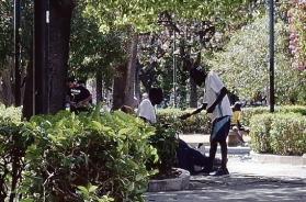 Piazza Umberto a Bari, la denuncia dei residenti: «Noi prigionieri in casa. Si drogano con il crack a tutte le ore»
