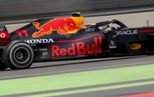 F1: Perez trionfa a Baku davanti a Vettel, Leclerc quarto