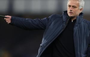 Europei: Francia favorita, botta e risposta Mourinho-Deschamps