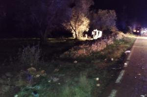 Sava, l'auto si ribalta e finisce contro un albero: in coma una 14enne