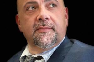 Atto intimidatorio nei confronti di un ex assessore di Brindisi: forati i pneumatici dell’auto