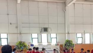 Barletta, il &laquo;silenzio&raquo; degli studenti del musicale del &laquo;Fieramosca&raquo; commuove tutti