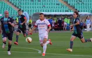 Bari, via alla ricostruzione: tanti &laquo;senatori&raquo; in partenza