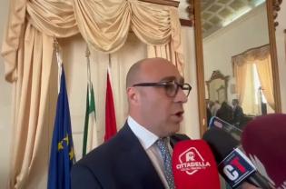 Ex Ilva, Jindal visita lo stabilimento e incontra il sindaco. Bitetti: &laquo;Serve un tavolo urgente&raquo; VIDEO