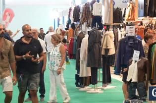La Fiera del Levante non è solo dei baresi: dalla Campania, alla Basilicata fino alla Valtellina, ecco le voci di chi popola i padiglioni 