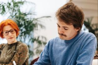 ZooComix 2026, Jack Gleeson conquista i fan: ecco l'indimenticabile Joffrey di Game of Thrones a Fasano