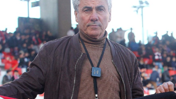 Maiellaro accende la spia: &laquo;Bari, non basta Longo, per salvarsi servono calciatori forti&raquo;