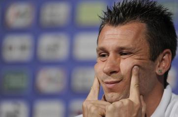 Cassano torna a Bari: &laquo;Questi vicoli mi hanno fatto crescere. Paparesta prov&ograve; a riportarmi in biancorosso&raquo;