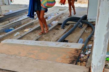 Salento, ecco l'ex lido «Samsara»: da paradiso balneare a discarica pericolosa