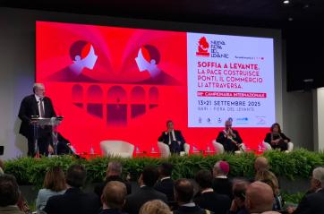 Bari, la cerimonia di inaugurazione della Fiera del Levante con il ministro Musumeci SEGUI LA DIRETTA
