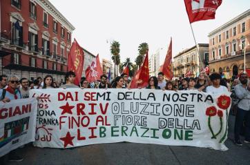 Bari e Barletta scendono in piazza «Per Gaza»: «Insieme con la Palestina per la libertà» FOTO