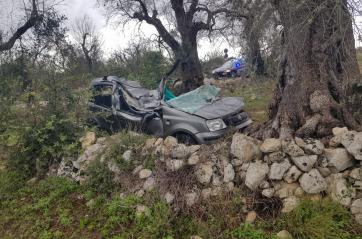 Tragico incidente sulla Cursi-Bagnolo: 52enne muore schiantandosi contro un ulivo