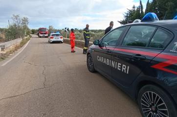Tragedia in Salento: 80enne accende fuochi per pulire la campagna e muore dopo un malore, bruciature sul 90% del corpo VIDEO
