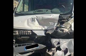 Casarano, scontro tra due auto in via Maglie: tre i feriti, uno in codice rosso