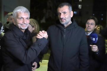 Regionali, Decaro fa pace anche con Vendola: dopo le scintille insieme sul palco