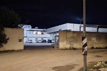 Bisceglie, tragedia in un frantoio: si ribalta un muletto e muore un 26enne