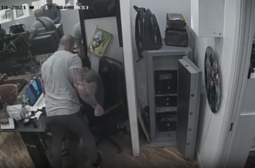 Pugni e testate al gioielliere-influencer Lorenzo Ruzza: prosciolto imprenditore barese Danilo Quarto