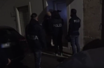 Narcotraffico, condanne definitive dopo omicidio per errore di Anna Rosa Tarantino: 29 ordini di carcerazione, colpito clan Conte di Bitonto