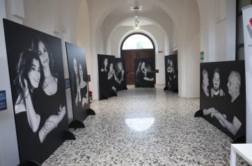 Bari, &laquo;Woman for Woman aganist violence&raquo;: a Bari in 21 scatti la forza delle donne