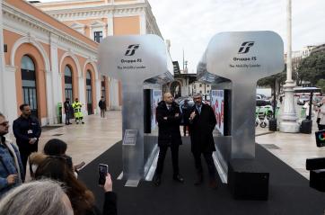 Bari, in stazione una mostra sui cantieri ferroviari pugliesi. Strisciuglio (Trenitalia): &laquo;Qui la flotta tra le pi&ugrave; giovani d'Europa&raquo;