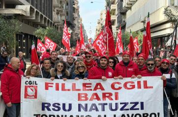 Santeramo in Colle, Natuzzi annuncia 479 esuberi e la chiusura di due stabilimenti VIDEO