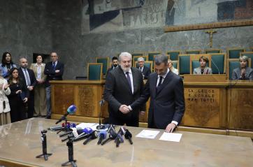 Regione, la proposta di Decaro a Emiliano: consulente giuridico per &laquo;studio e ricerca&raquo;. Ma il Csm potrebbe dire no