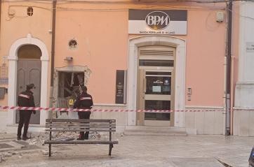 Nuovo assalto al bancomat nel Foggiano: banda della marmotta colpisce a Torremaggiore, &egrave; la seconda esplosione in 24 ore VIDEO