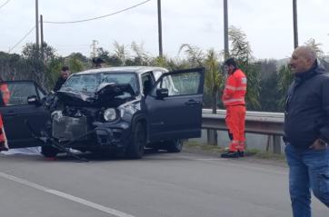 Incidente mortale sulla Casarano-Taurisano: 41enne di Aradeo muore in un violento tamponamento