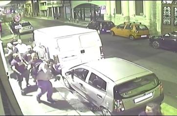 Processo CasaPound, 12 militanti baresi condannati: &egrave; la prima sentenza in Italia per neofascismo VIDEO