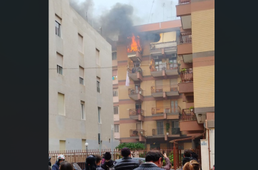 Barletta, incendio in un appartamento: salvata dai vigili del fuoco una 81enne sola in casa 