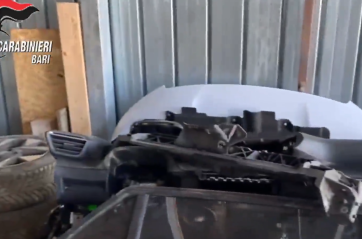 Modugno, smantellata banda del riciclaggio di auto rubate: in 4 arrestati, sono del Foggiano