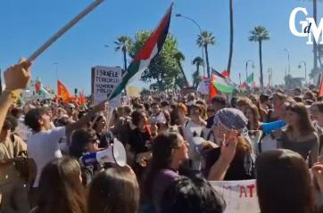 Puglia e Basilicata in piazza per la Palestina: a Bari il corteo partito dal Molo San Nicola, presidi anche a Lecce, Brindisi, Potenza VIDEO
