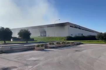 Incendio alla Terminal Puglia, l'Arpa rassicura: &laquo;Valori dell'aria nella norma&raquo;