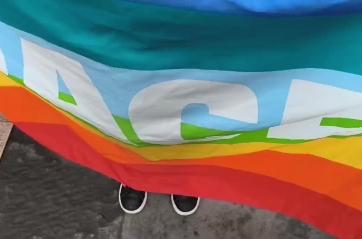 A Foggia una catena umana per la pace: in 300 in corteo nel centro cittadino