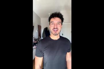 Andrea Dianetti al Teatro Metamorfosi di Rutigliano con &laquo;Non ci pensare&raquo;. Il video saluto dell'attore