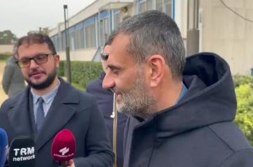 Bari, Befana all'ospedaletto per Decaro: oggi niente carbone, solo doni. Al lavoro da domani VIDEO