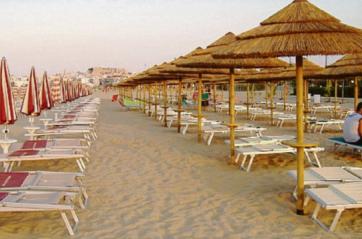 In Puglia lidi aperti dal 23 maggio al 13 settembre: firmata l'ordinanza