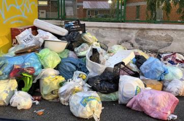 Rifiuti, a Taranto stop al ritiro dalle strade per «gonfiare» la differenziata