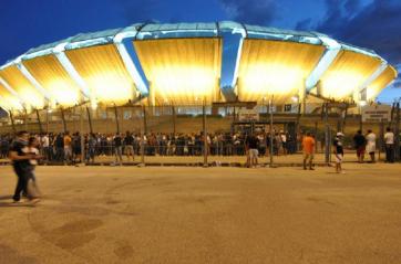 Bari, viabilità durante le partite, il Comune ai De Laurentiis: «Pagate»