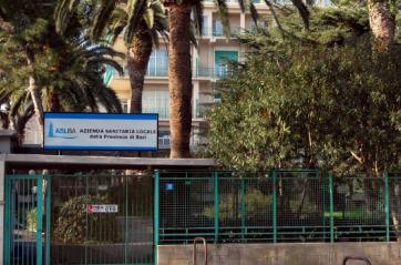 La ginecologa sbaglia l'ecografia, bimba nasce senza braccio. &laquo;Nessun risarcimento ai genitori per non aver potuto abortire&raquo;