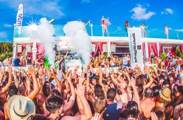 Gallipoli dice addio al Samsara Beach: scatta la demolizione del lido simbolo della movida del Salento