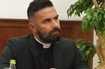 Il sacerdote influencer don Schena: &laquo;Per Domenico non cercare colpevoli per sfogo, ma chiedere verit&agrave;&raquo;